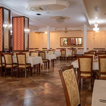 Hotel Coral Σάτου Μάρε Εξωτερικό φωτογραφία