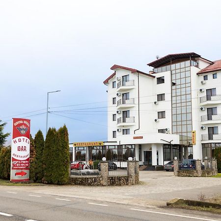 Hotel Coral Σάτου Μάρε Εξωτερικό φωτογραφία