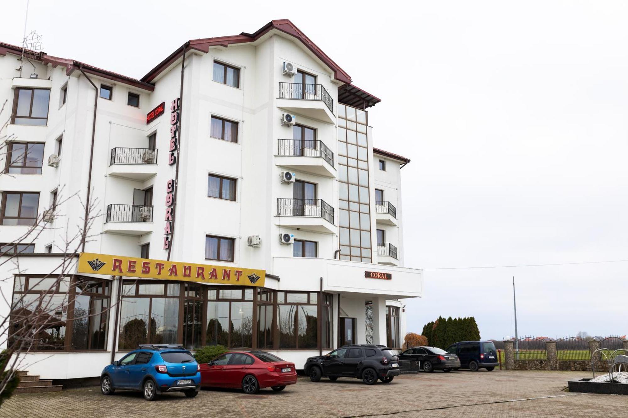Hotel Coral Σάτου Μάρε Εξωτερικό φωτογραφία