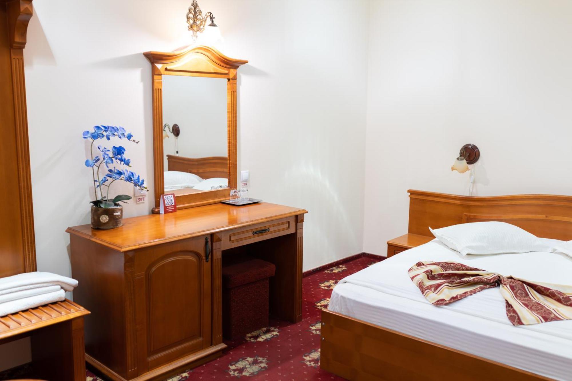 Hotel Coral Σάτου Μάρε Εξωτερικό φωτογραφία