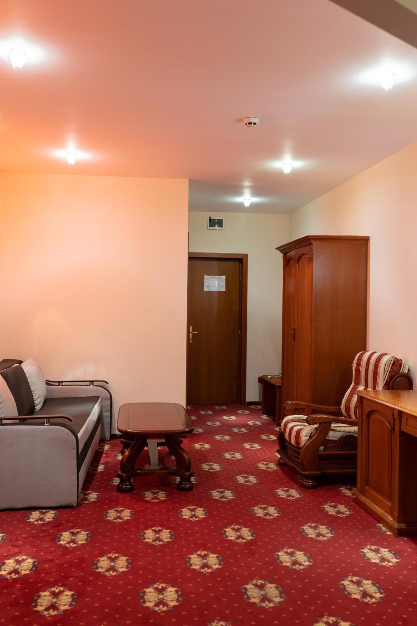Hotel Coral Σάτου Μάρε Εξωτερικό φωτογραφία