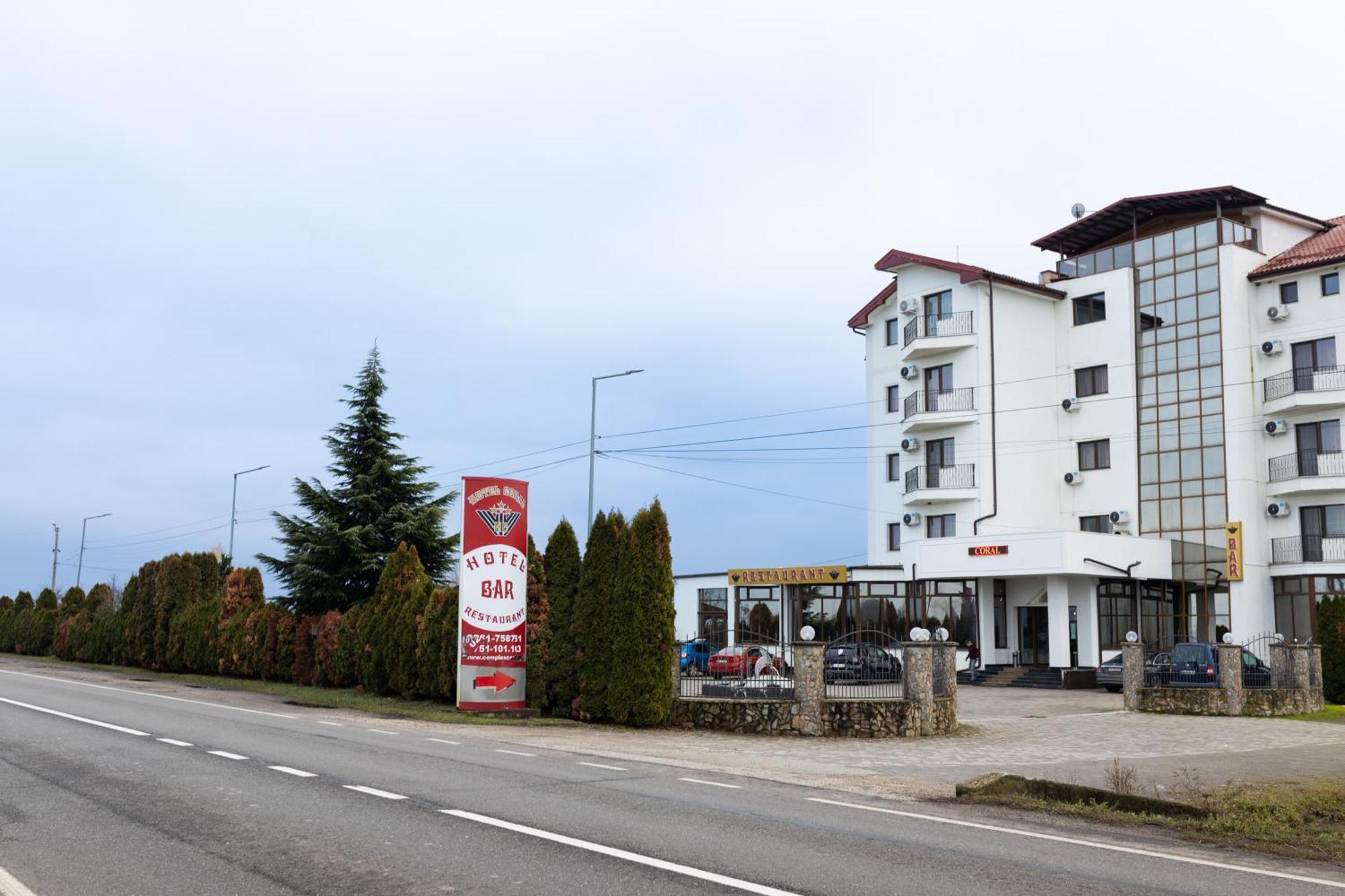 Hotel Coral Σάτου Μάρε Εξωτερικό φωτογραφία