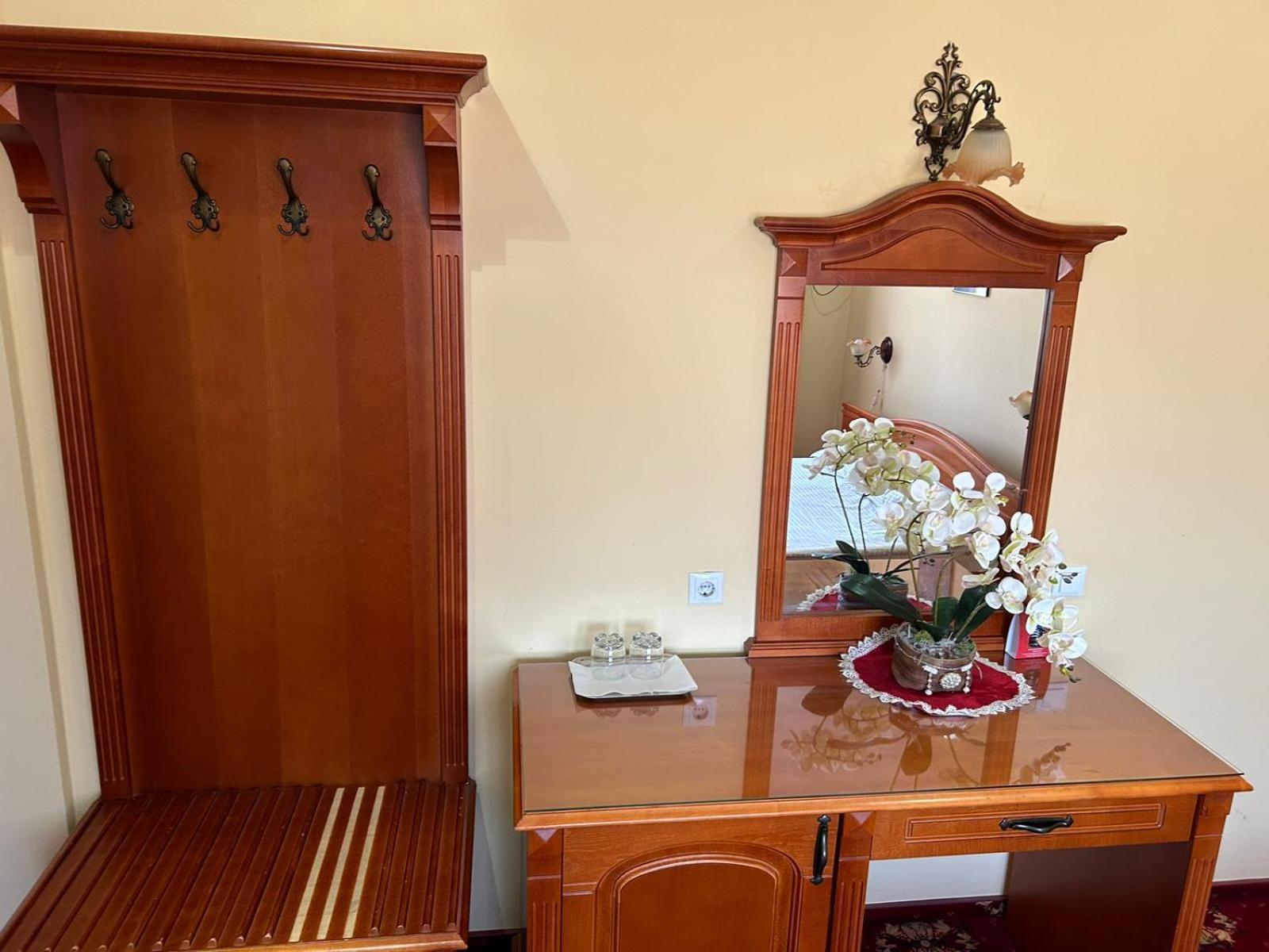 Hotel Coral Σάτου Μάρε Εξωτερικό φωτογραφία